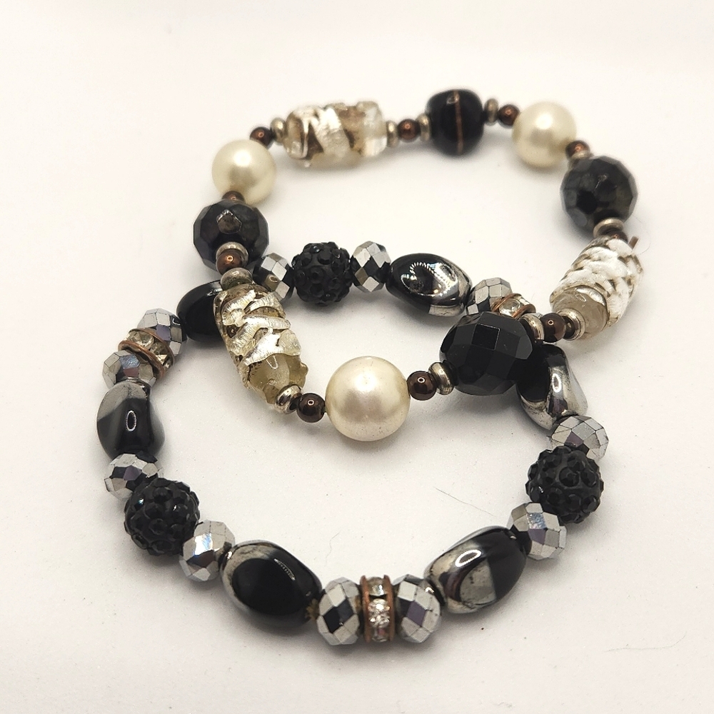 SET OF 2 BEADED BRACELETS